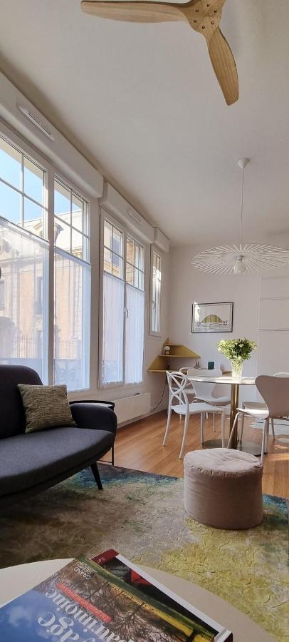 Au 53, Sous Le Chartil Apartment Reims Exterior foto